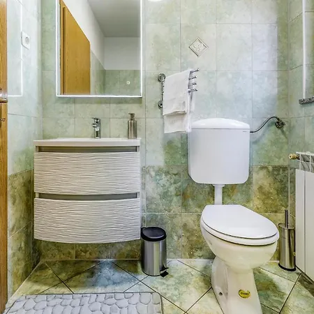 3 Bedroom Nice In